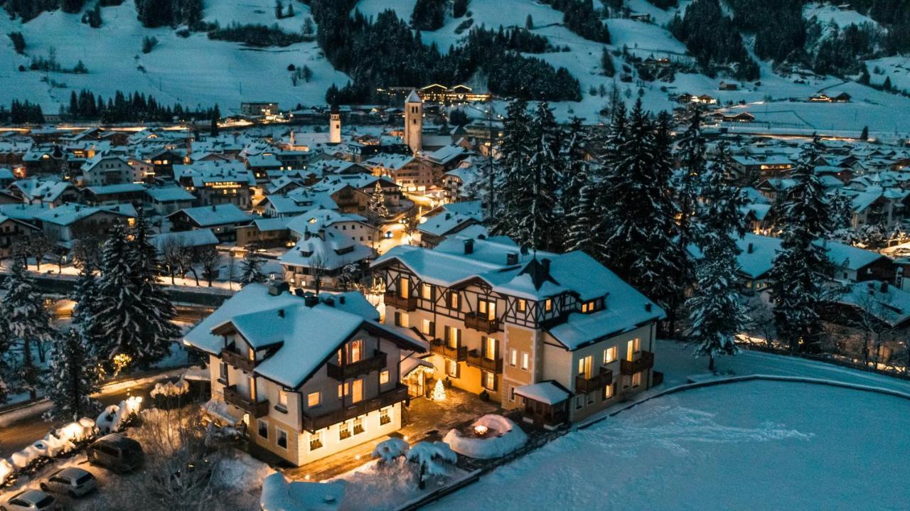Hotel Villa Waldheim San Candido Esterno foto