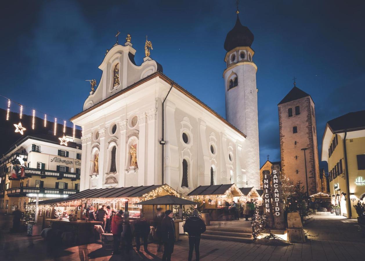 Hotel Villa Waldheim San Candido Esterno foto