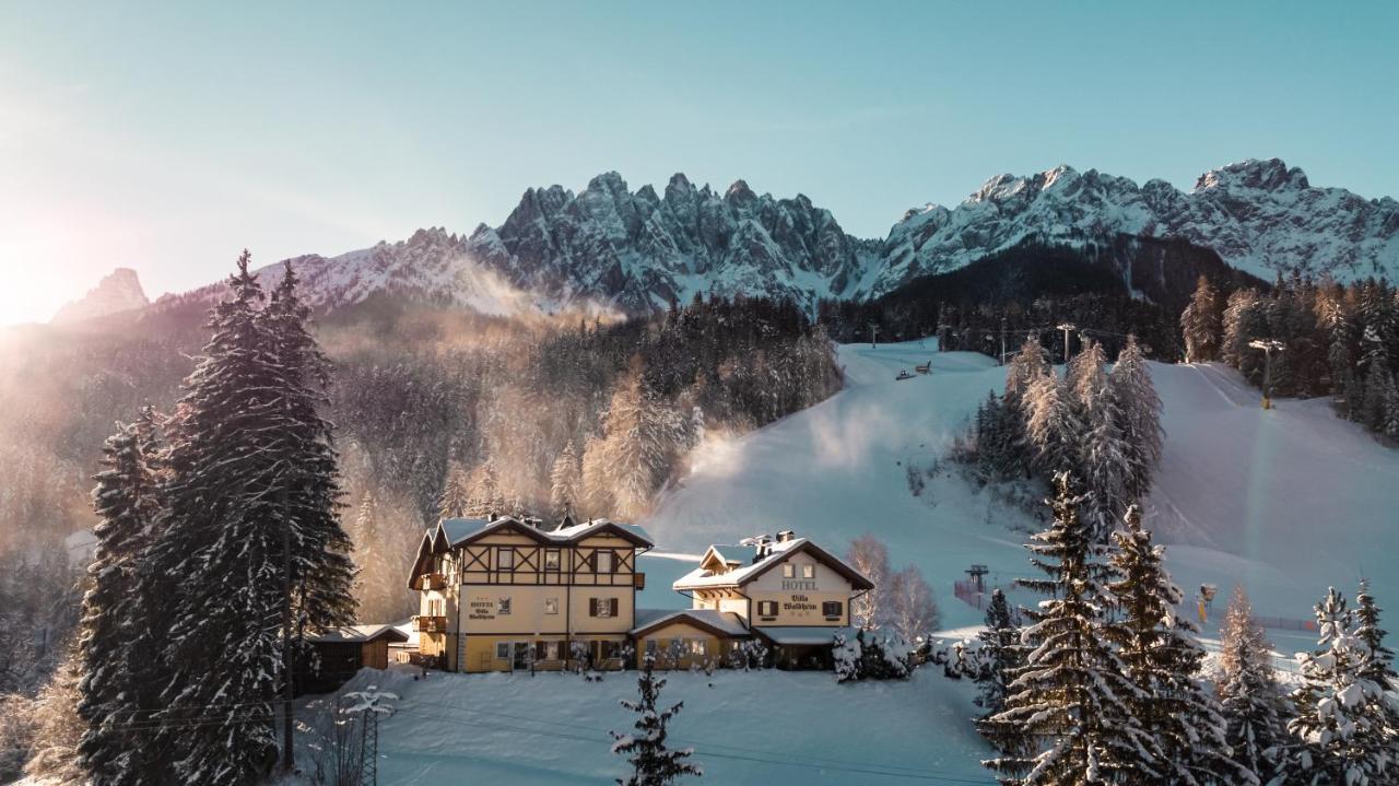 Hotel Villa Waldheim San Candido Esterno foto