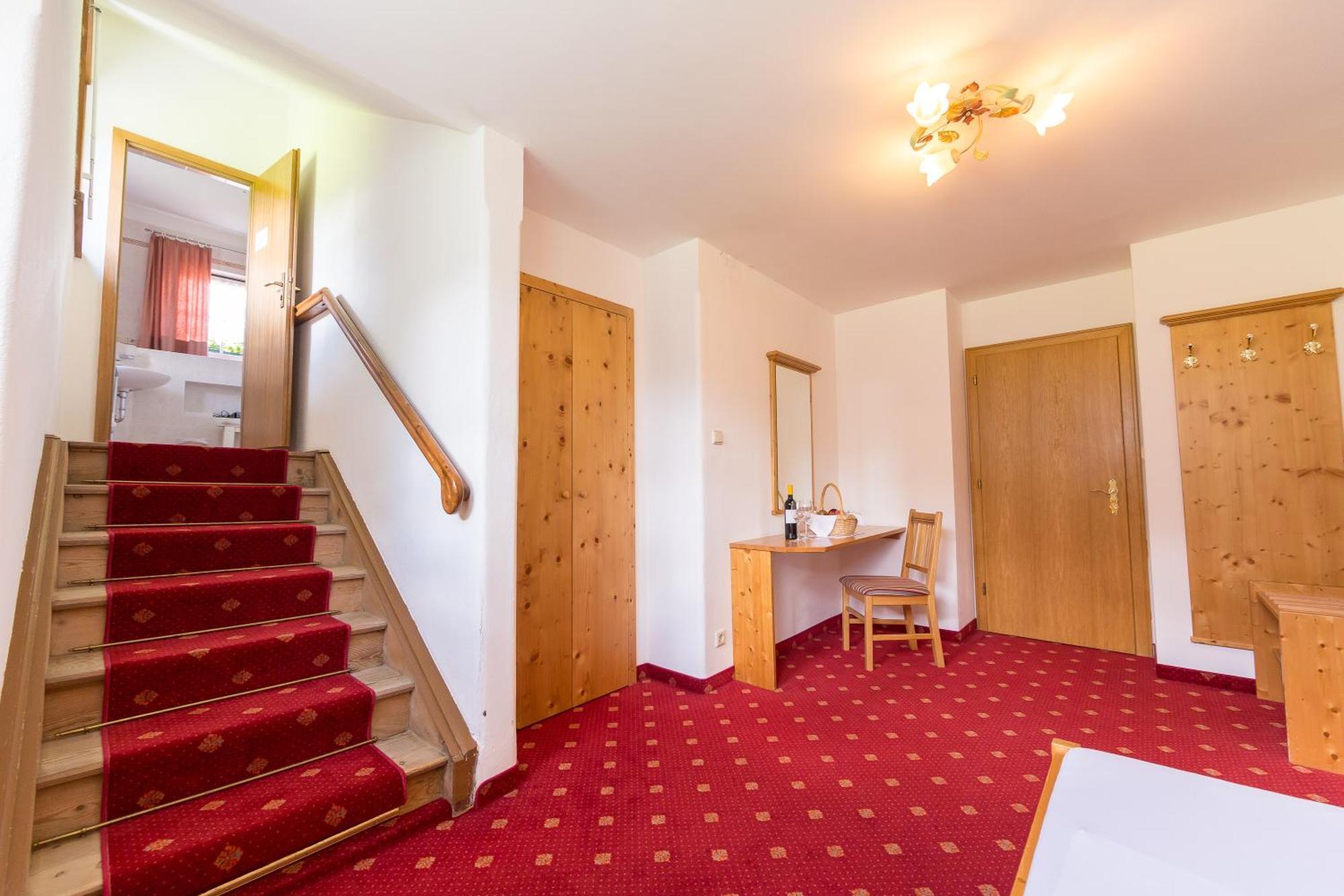 Hotel Villa Waldheim San Candido Camera foto