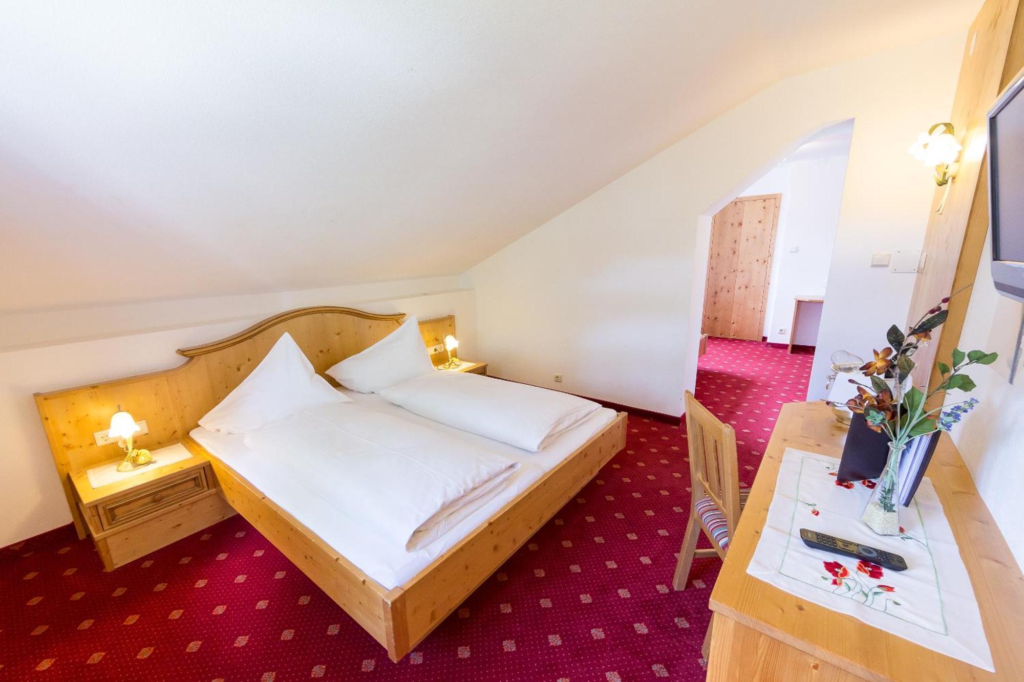Hotel Villa Waldheim San Candido Camera foto